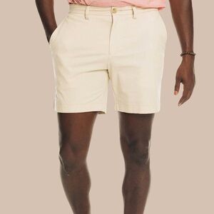 Southern Tide Intercoastal Waterway 7" Short in Stone. Size 40W. NWOT